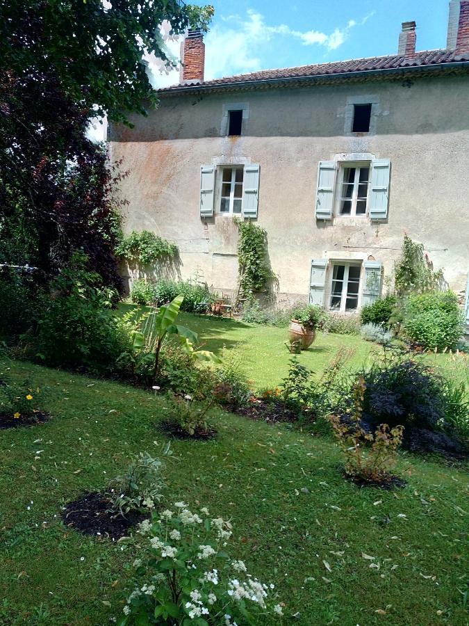 Domaine De Lalat - B&B With En-Suite Bathrooms All Rooms With Garden Views Montemboeuf Екстер'єр фото
