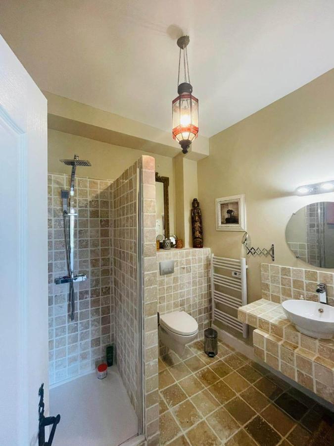 Domaine De Lalat - B&B With En-Suite Bathrooms All Rooms With Garden Views Montemboeuf Екстер'єр фото