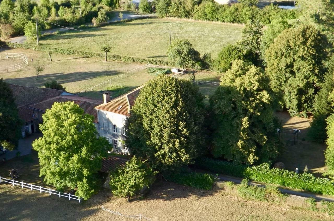 Domaine De Lalat - B&B With En-Suite Bathrooms All Rooms With Garden Views Montemboeuf Екстер'єр фото