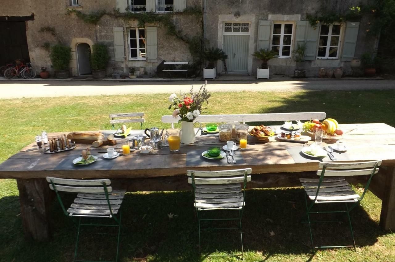 Domaine De Lalat - B&B With En-Suite Bathrooms All Rooms With Garden Views Montemboeuf Екстер'єр фото