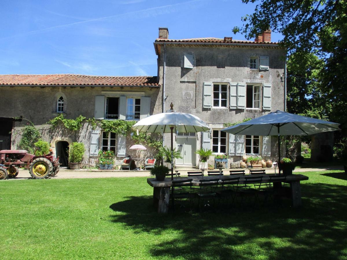 Domaine De Lalat - B&B With En-Suite Bathrooms All Rooms With Garden Views Montemboeuf Екстер'єр фото